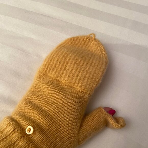 WHITE + WARREN 100% Cashmere Women Pop Top Gloves. Light Mustard One Size. NEW - Picture 8 of 15